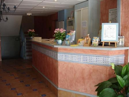 Les Mimosas Hotell Lunel  Exteriör bild
