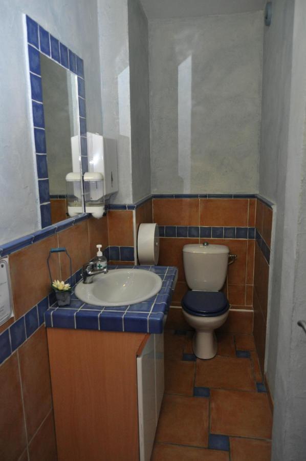 Les Mimosas Hotell Lunel  Rum bild